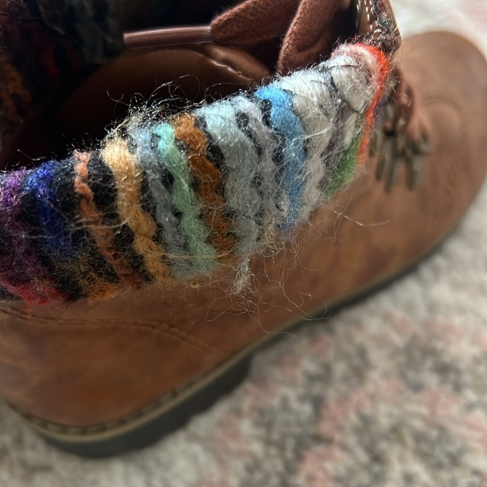 Boots - Picture 3 of 3